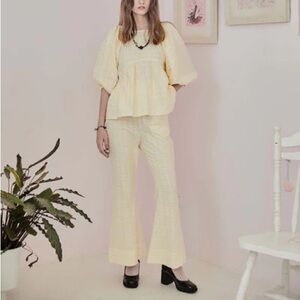 Unlogical Poem Peace Bee With You Yellow Textured Set - S/M